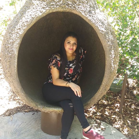 Meet your Posher, Silvia - Picture 1 of 1